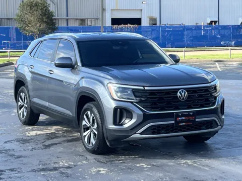 Photos of 2024 Volkswagen Atlas Cross Sport 2.0T SE for sale in Alvin, TX at Auto Boutique Texas