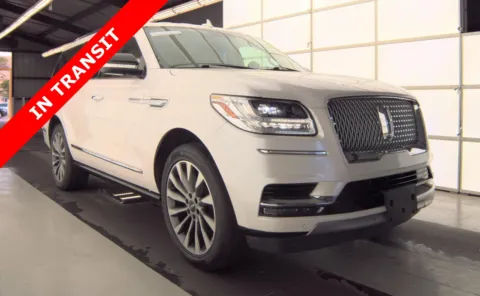 Another view of 2018 Lincoln Navigator Select for sale in Alvin, TX at Auto Boutique Texas