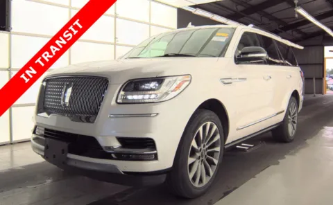 White 2018 Lincoln Navigator Select for sale in Alvin, TX
