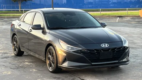 Gray 2021 Hyundai Elantra SEL for sale in Alvin, TX