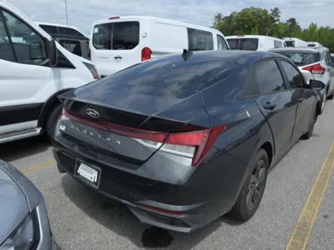 More photos of 2021 Hyundai Elantra SEL at Auto Boutique Texas, TX