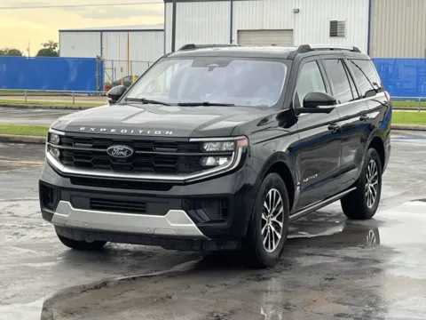 More photos of 2025 Ford Expedition Platinum at Auto Boutique Texas, TX