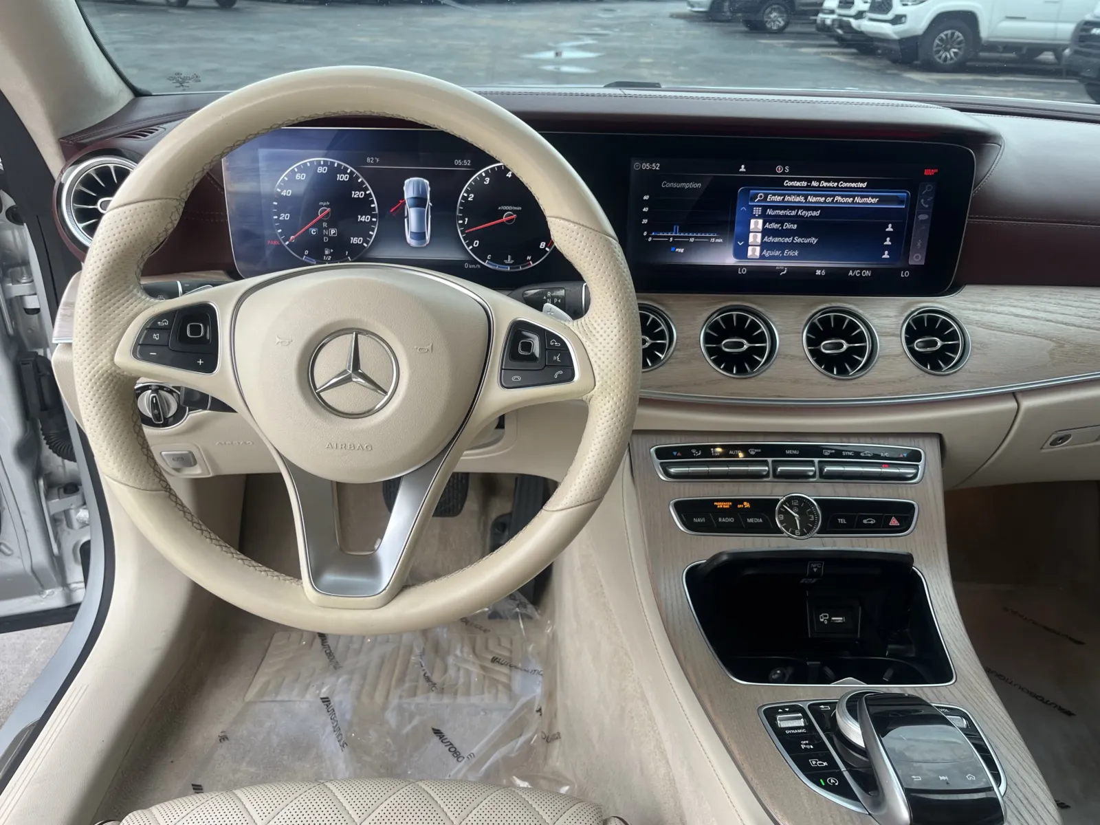 Mercedes-Benz E-Class photo 15
