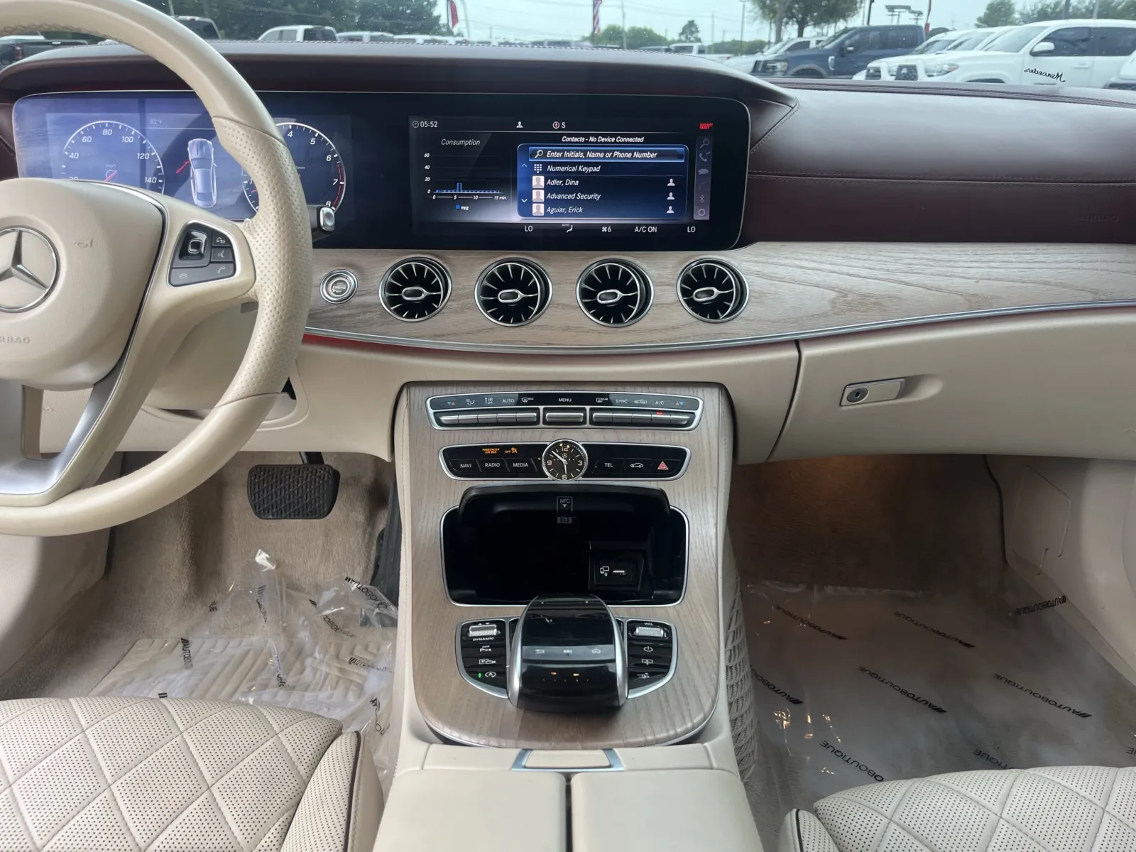 Mercedes-Benz E-Class photo 23