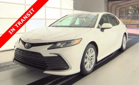 White 2022 Toyota Camry LE for sale in Alvin, TX