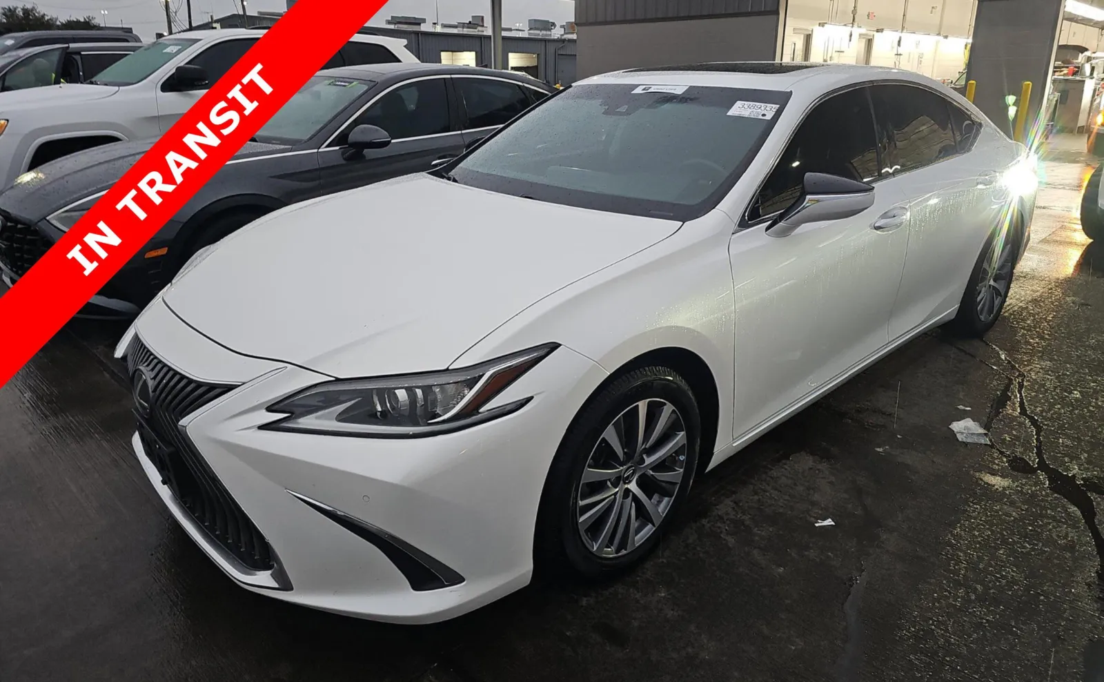 2021 Lexus ES 350 350's photo