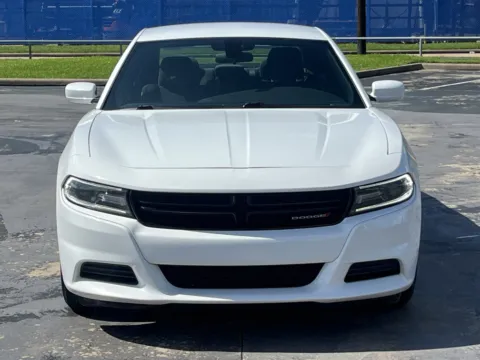 More photos of 2019 Dodge Charger SXT at Auto Boutique Texas, TX