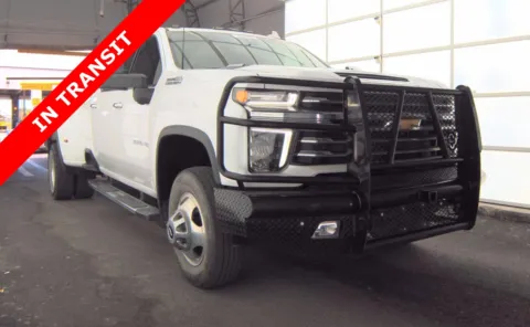 Another view of 2022 Chevrolet Silverado 3500HD High Country for sale in Alvin, TX at Auto Boutique Texas