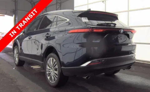 More photos of 2023 Toyota Venza XLE at Auto Boutique Texas, TX