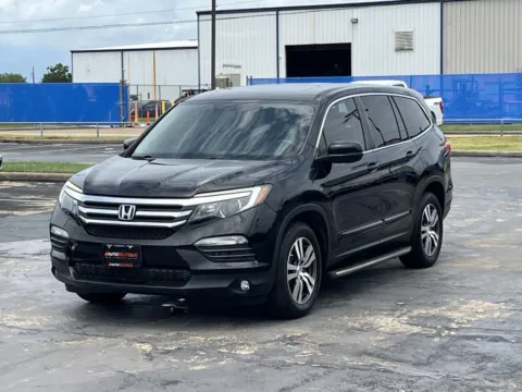 Photos of 2018 Honda Pilot EX-L for sale in Alvin, TX at Auto Boutique Texas