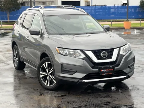 Another view of 2020 Nissan Rogue SV for sale in Alvin, TX at Auto Boutique Texas