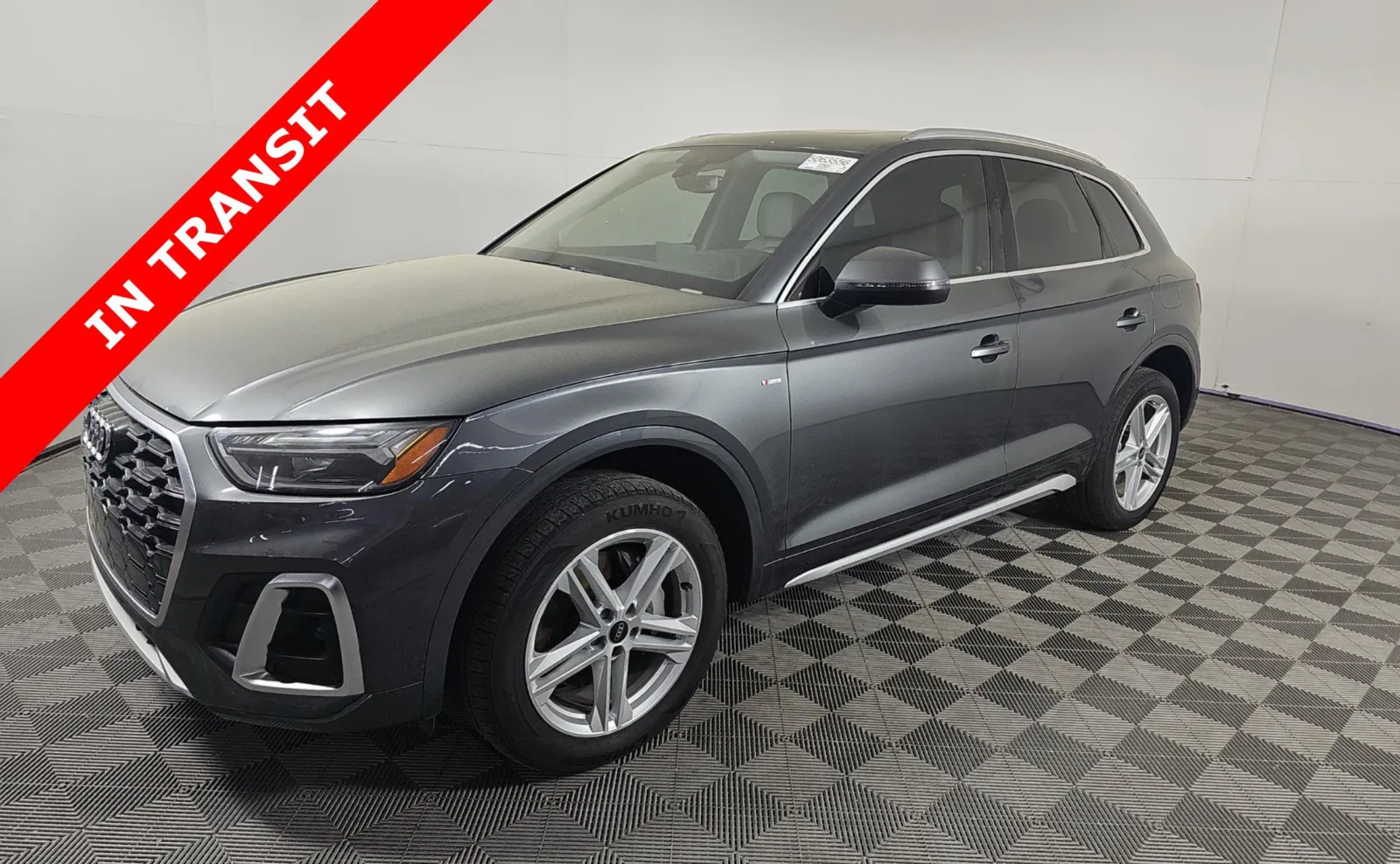 2024 Audi Q5 55 e Premium's photo