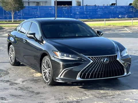 Photos of 2024 Lexus ES 300h for sale in Alvin, TX at Auto Boutique Texas
