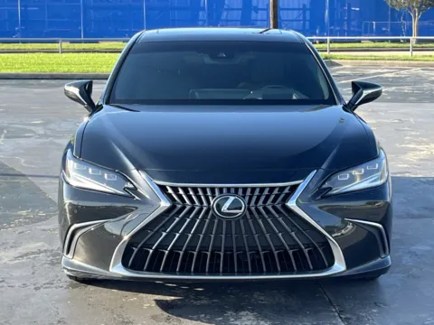 More photos of 2024 Lexus ES 300h at Auto Boutique Texas, TX