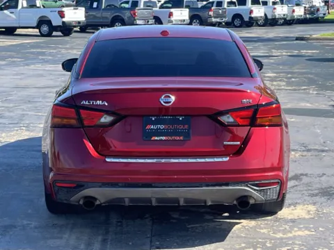 More photos of 2021 Nissan Altima 2.0 SR at Auto Boutique Texas, TX