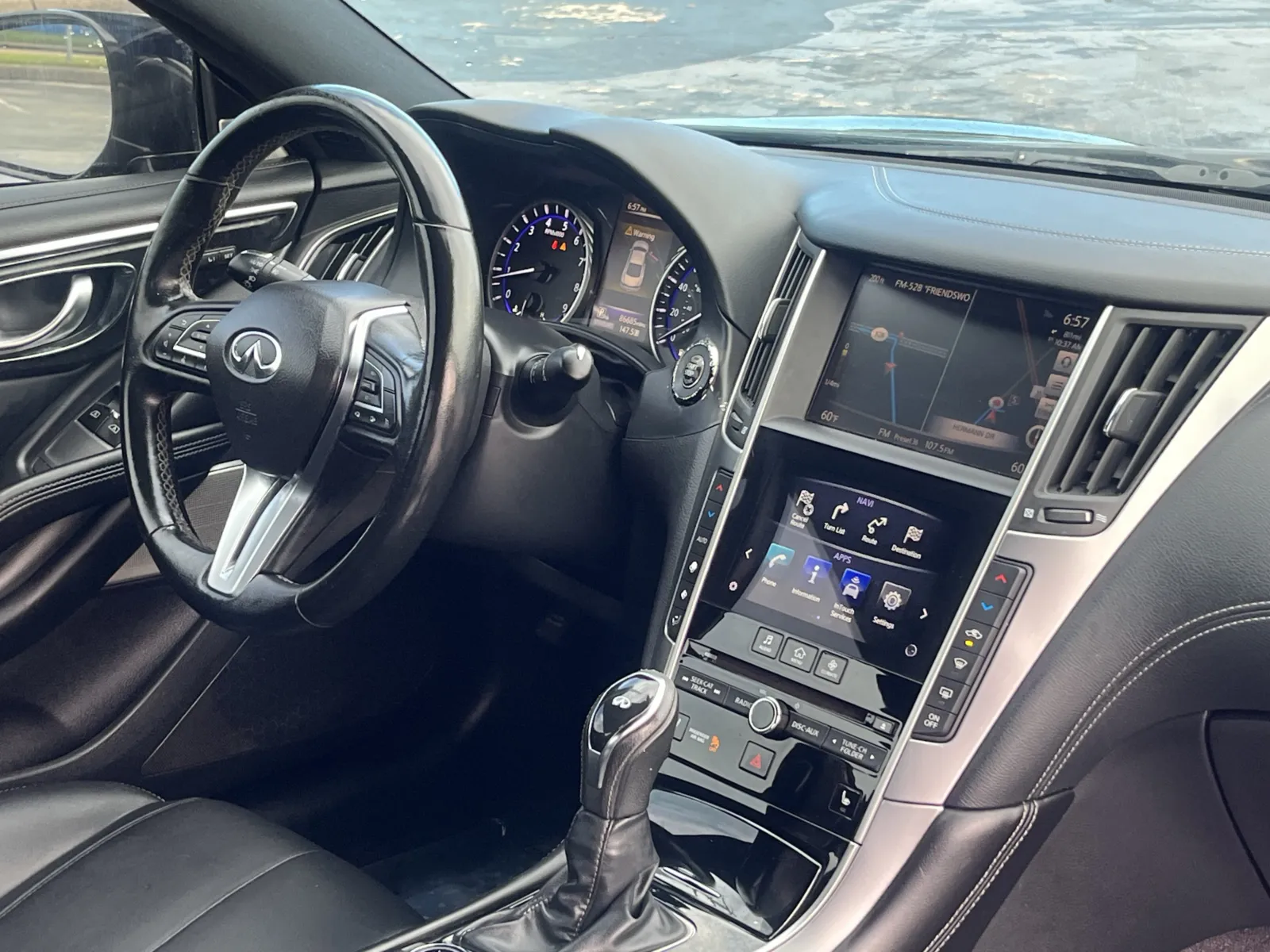 Infiniti Q60 photo 14