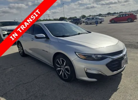 More photos of 2022 Chevrolet Malibu RS at Auto Boutique Texas, TX