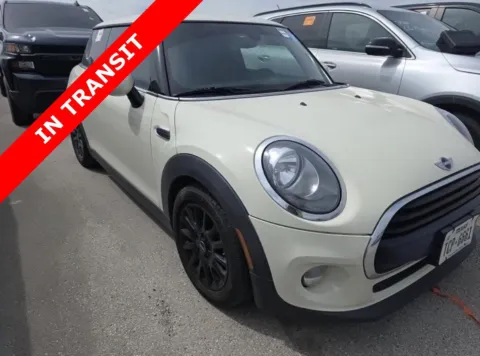 Another view of 2018 MINI Hardtop 2 Door Cooper for sale in Alvin, TX at Auto Boutique Texas