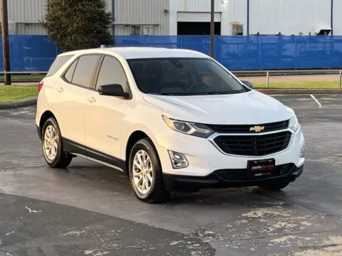 Photos of 2020 Chevrolet Equinox LS for sale in Alvin, TX at Auto Boutique Texas