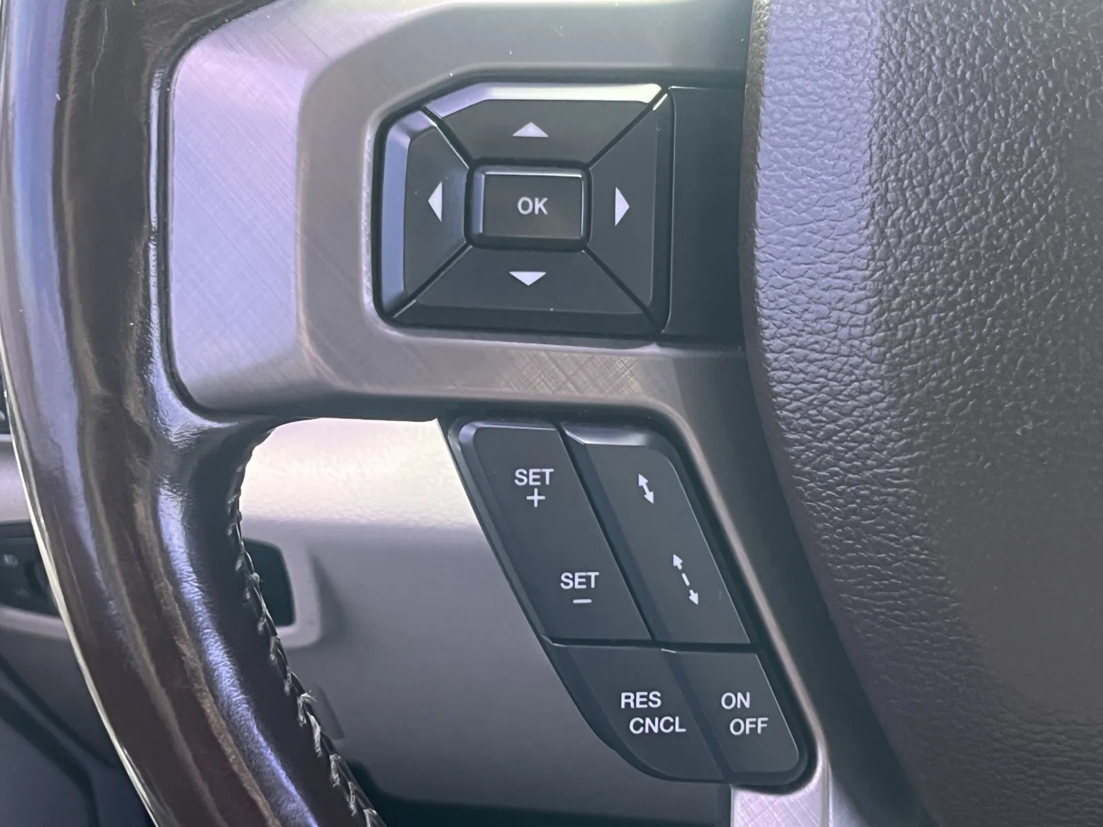 Ford F-250 photo 15