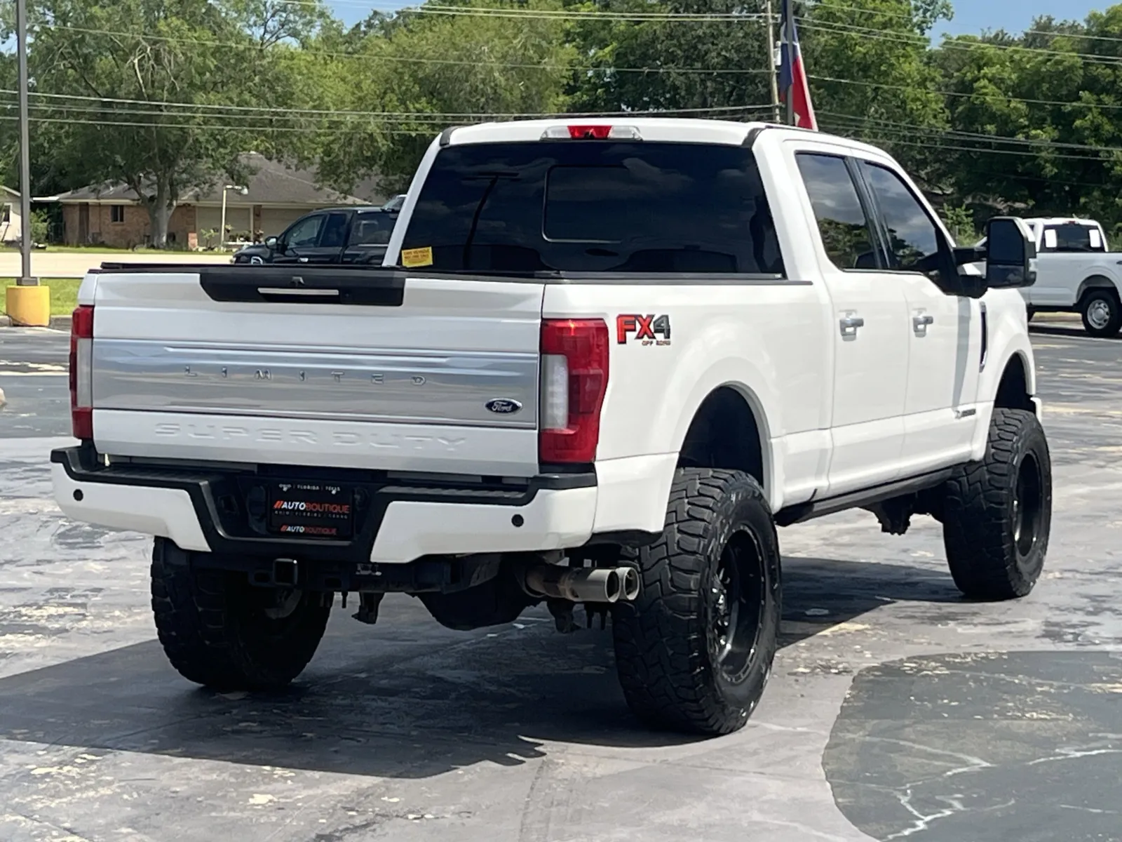 Ford F-250 photo 9