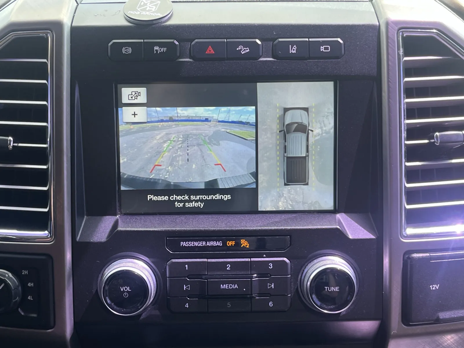 Ford F-250 photo 20