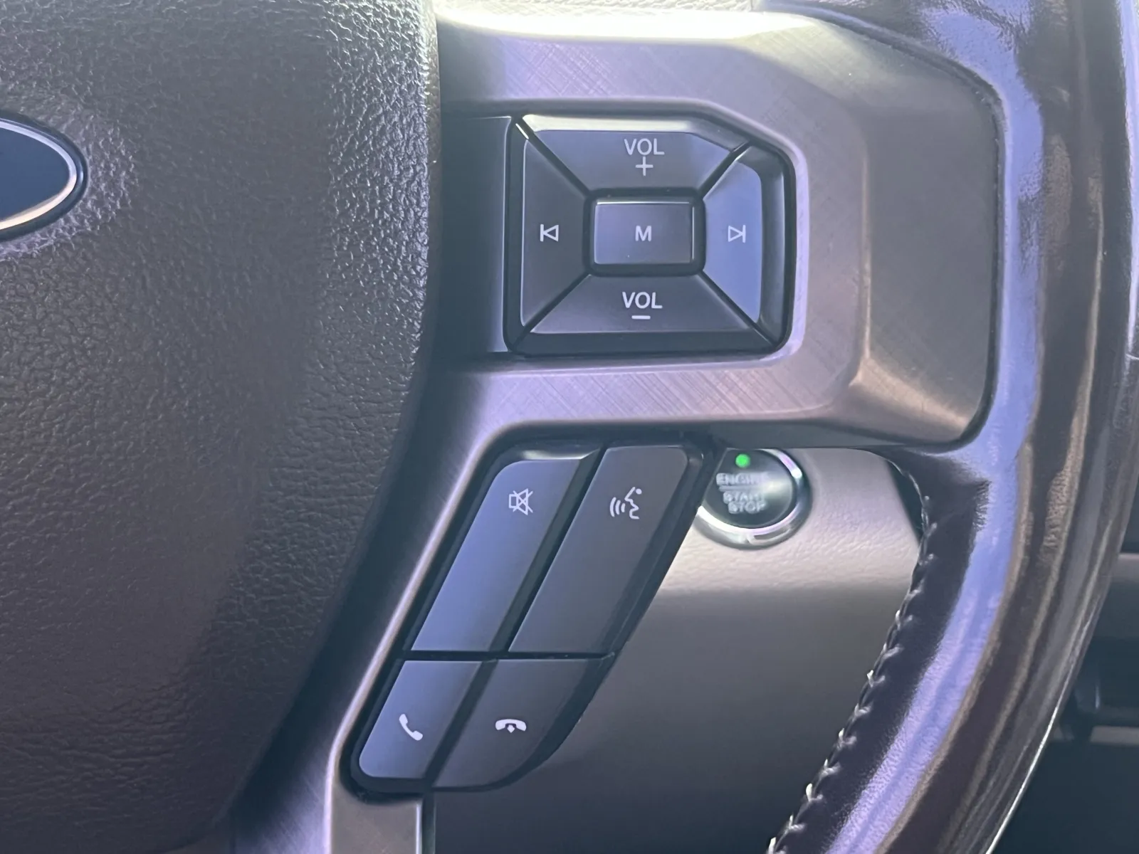 Ford F-250 photo 16