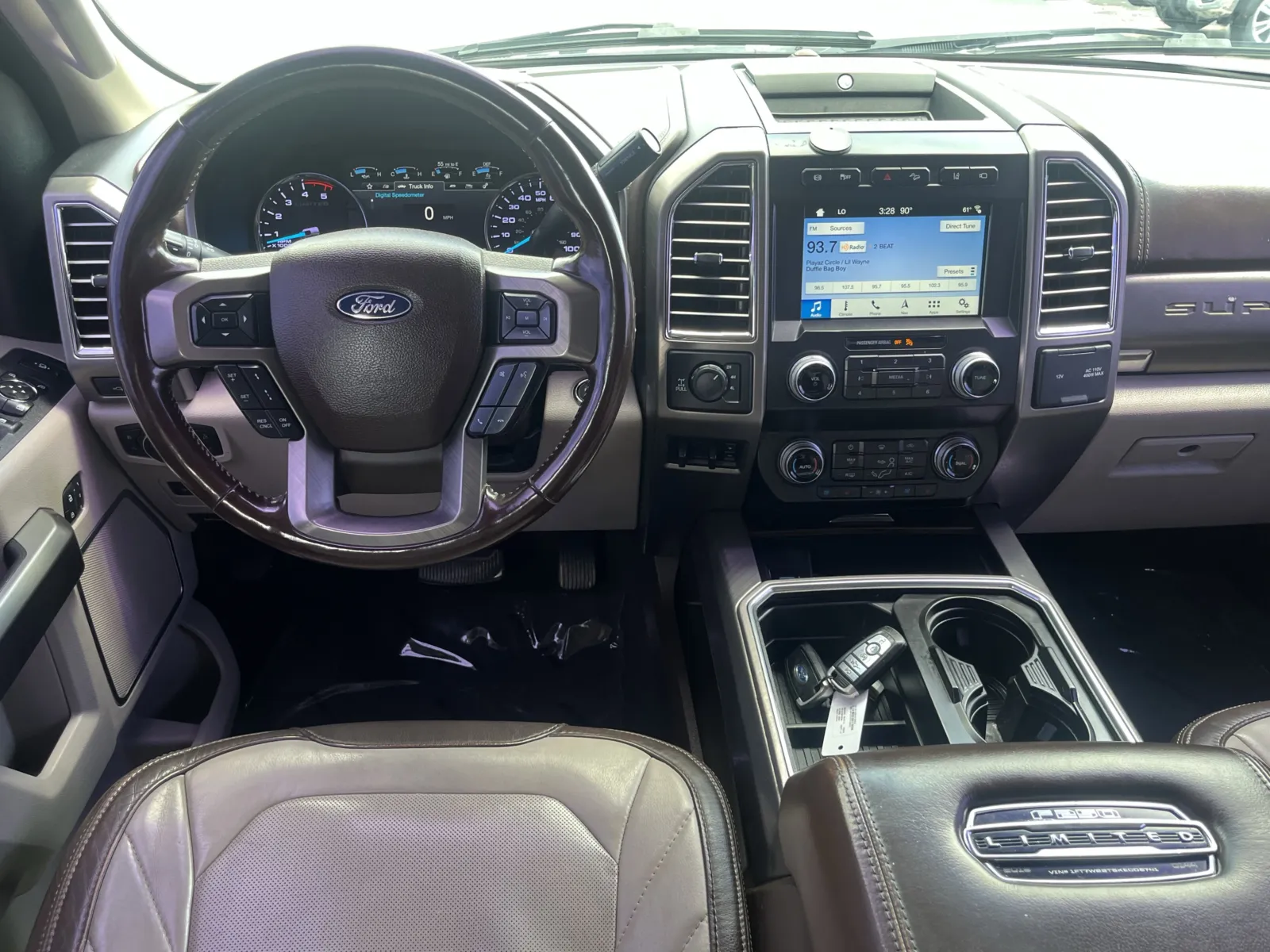 Ford F-250 photo 13