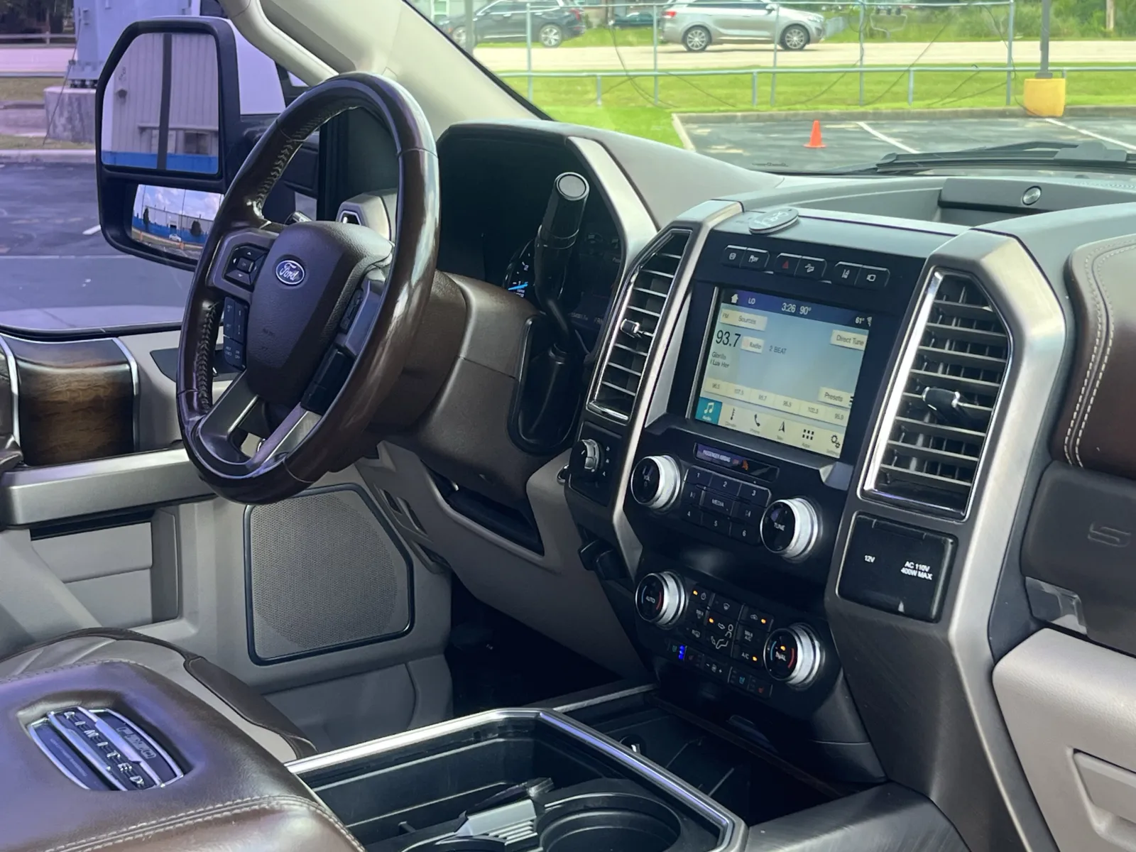 Ford F-250 photo 12