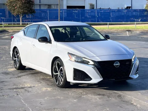 Another view of 2024 Nissan Altima 2.5 SR for sale in Alvin, TX at Auto Boutique Texas