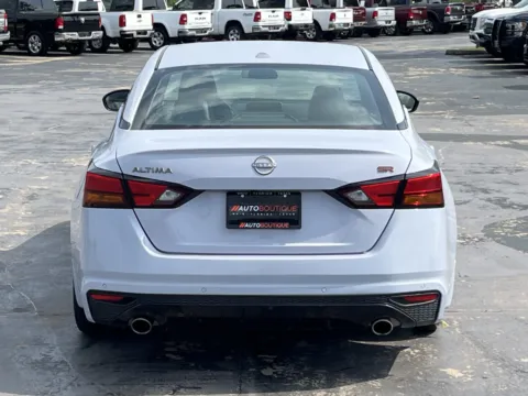 More photos of 2024 Nissan Altima 2.5 SR at Auto Boutique Texas, TX