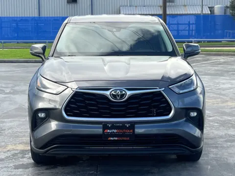 More photos of 2021 Toyota Highlander LE at Auto Boutique Texas, TX