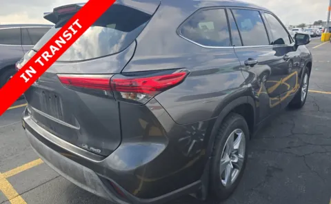 Another view of 2021 Toyota Highlander LE for sale in Alvin, TX at Auto Boutique Texas
