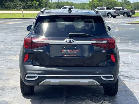 More photos of 2021 Kia Seltos S at Auto Boutique Texas, TX