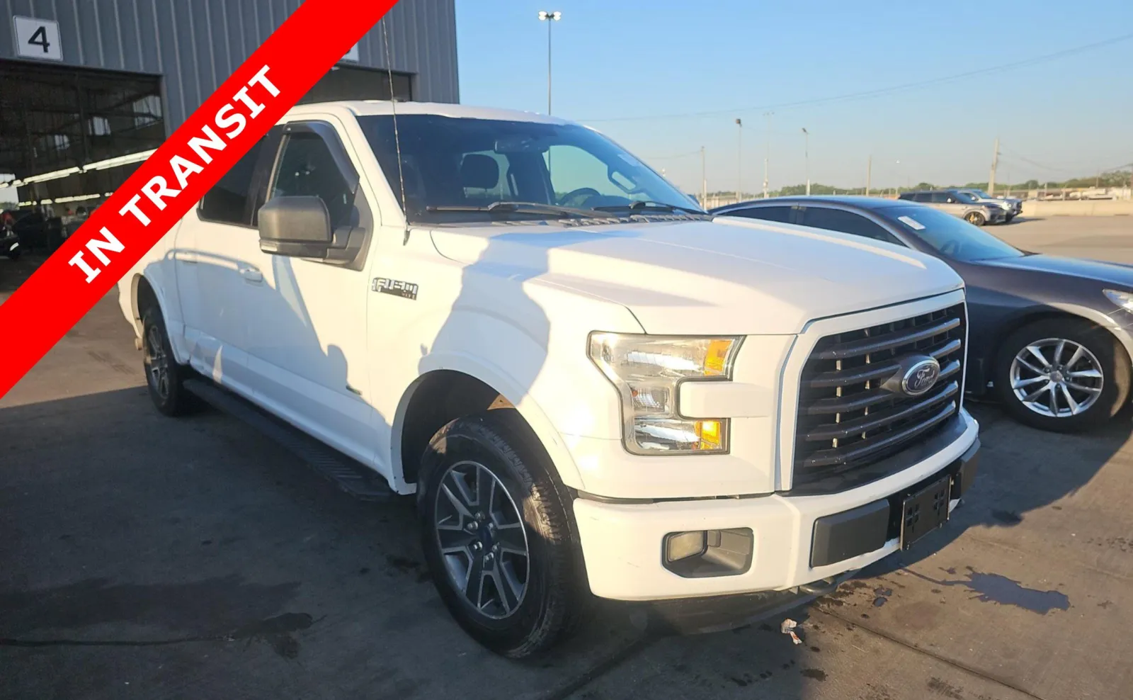 2016 Ford F-150 XLT 4x4 SuperCrew 5-1/2 Box's photo