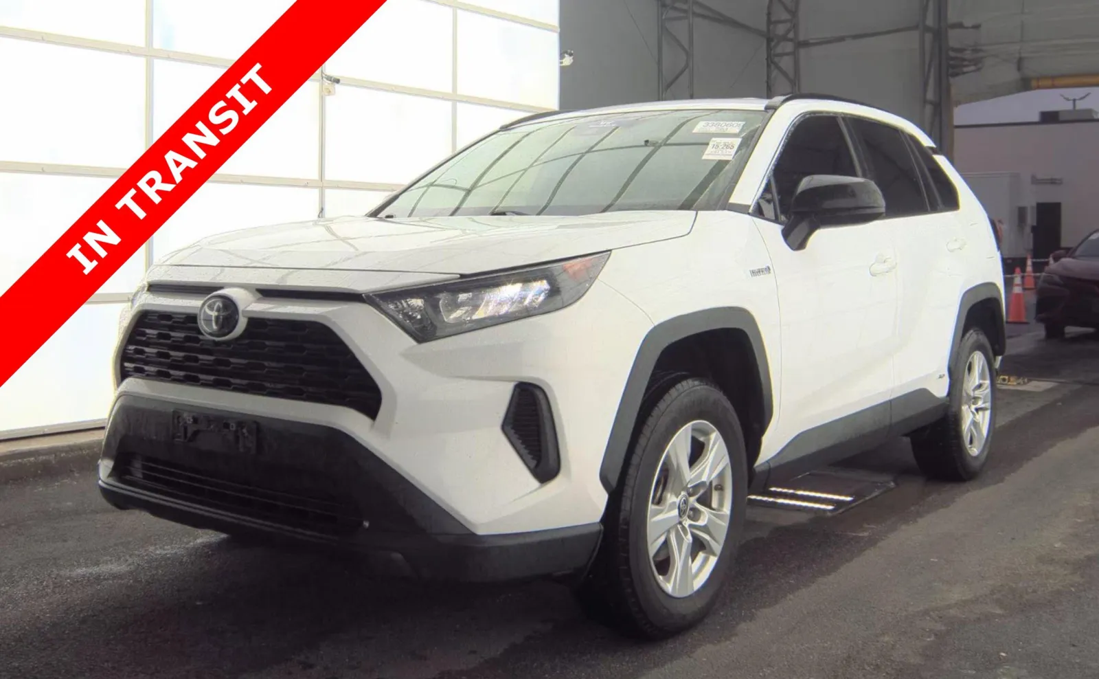 White 2021 Toyota RAV4 Hybrid LE for sale in Alvin, TX