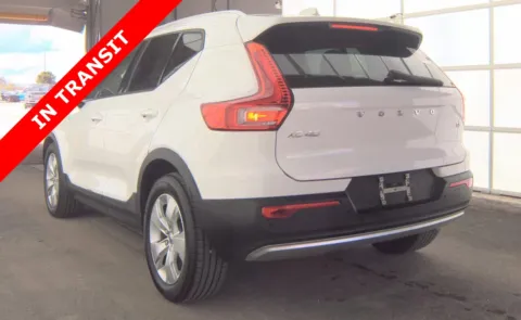 More photos of 2020 Volvo XC40 Momentum at Auto Boutique Texas, TX