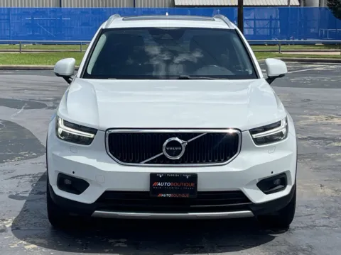 More photos of 2020 Volvo XC40 Momentum at Auto Boutique Texas, TX