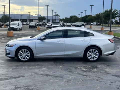 More photos of 2022 Chevrolet Malibu LT at Auto Boutique Texas, TX