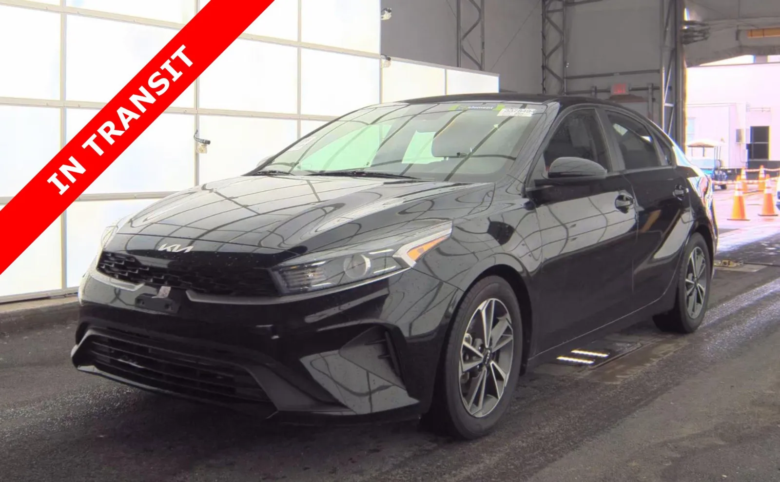Black 2022 Kia Forte LXS for sale in Alvin, TX