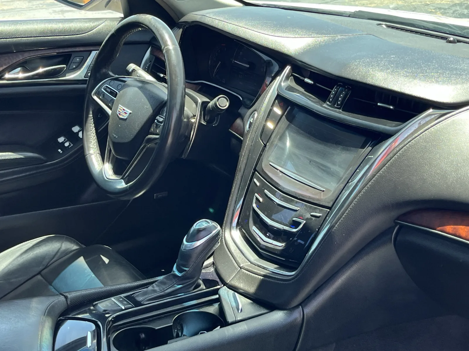 Cadillac CTS photo 11