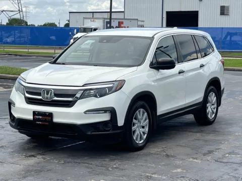 Another view of 2019 Honda Pilot LX for sale in Alvin, TX at Auto Boutique Texas