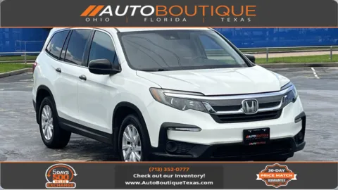 White 2019 Honda Pilot LX for sale in Alvin, TX
