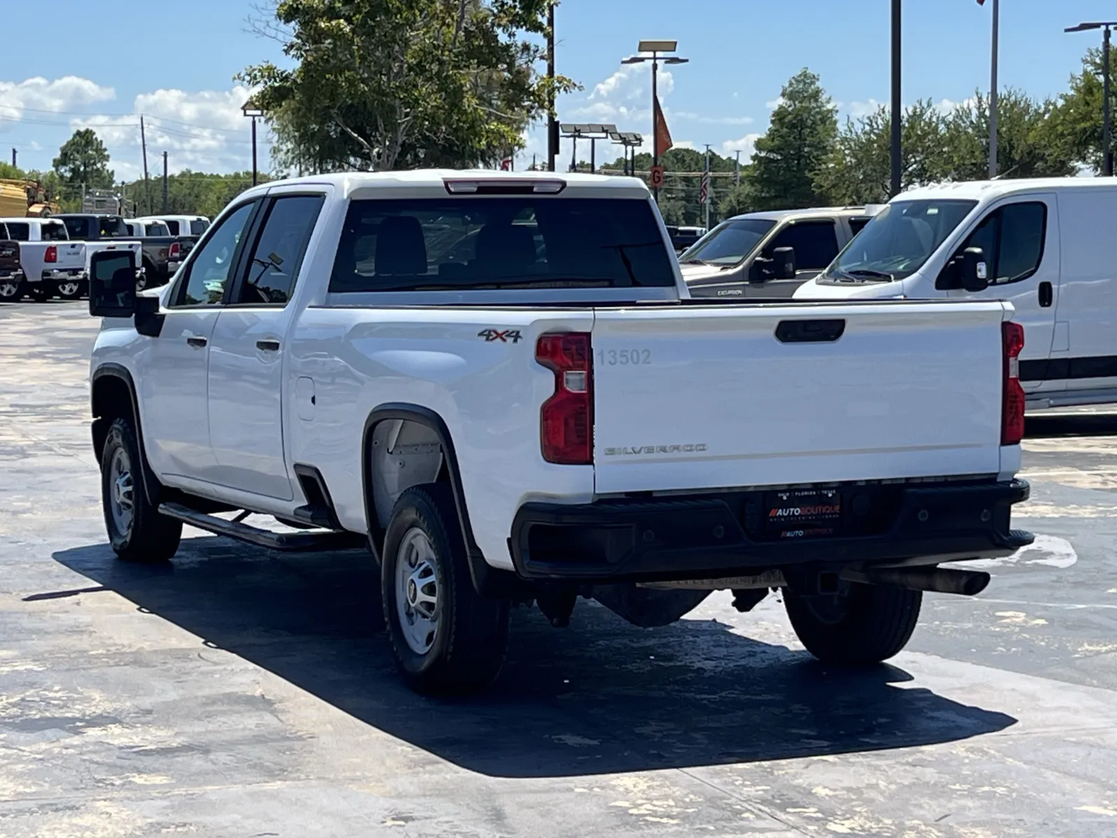 Chevrolet Silverado photo 7