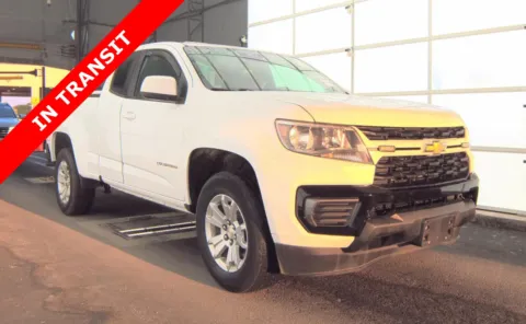 Another view of 2022 Chevrolet Colorado 2WD LT for sale in Alvin, TX at Auto Boutique Texas