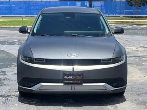 More photos of 2022 Hyundai IONIQ 5 SEL at Auto Boutique Texas, TX