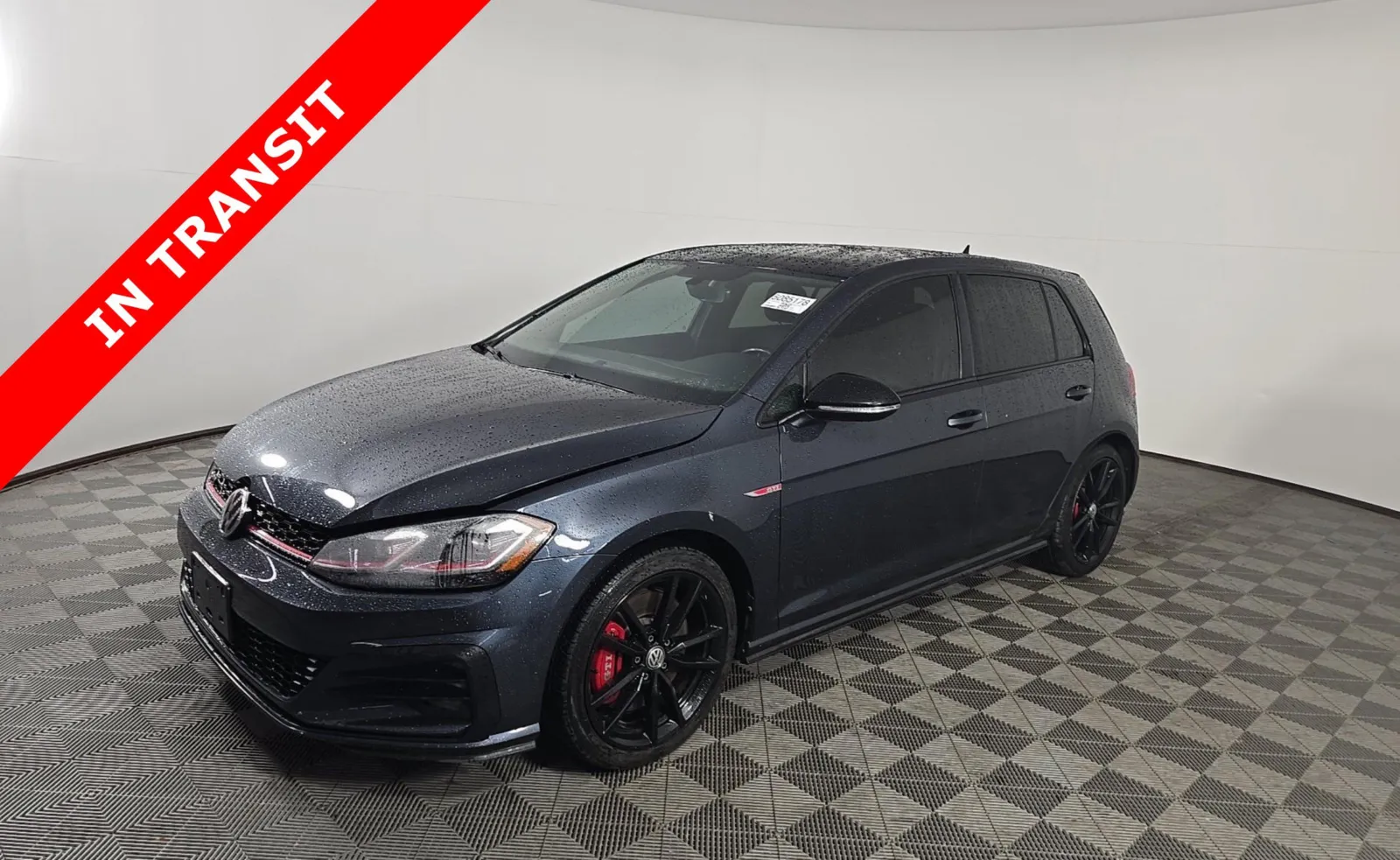 2021 Volkswagen Golf GTI 2.0T SE 4-door's photo