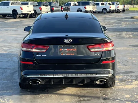 More photos of 2019 Kia Optima EX at Auto Boutique Texas, TX