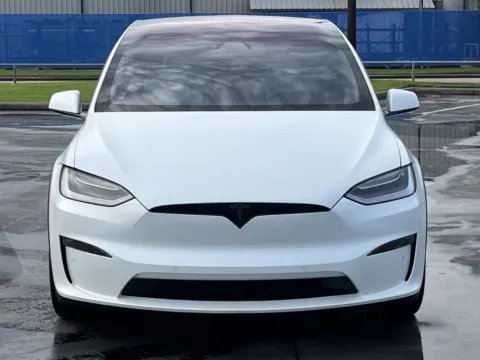More photos of 2022 Tesla Model X Plaid at Auto Boutique Texas, TX