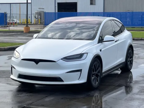 Another view of 2022 Tesla Model X Plaid for sale in Alvin, TX at Auto Boutique Texas
